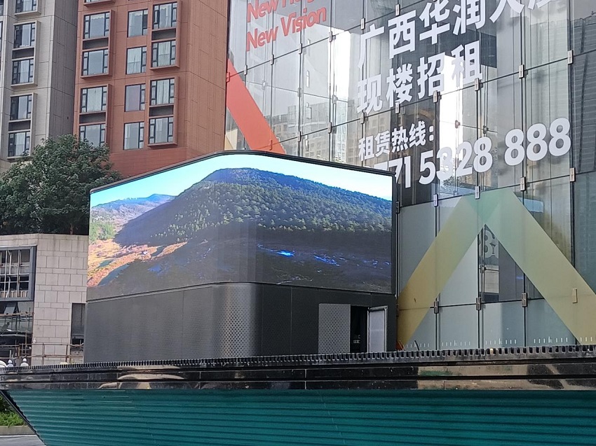 广西南宁万象城户外led显示屏项目